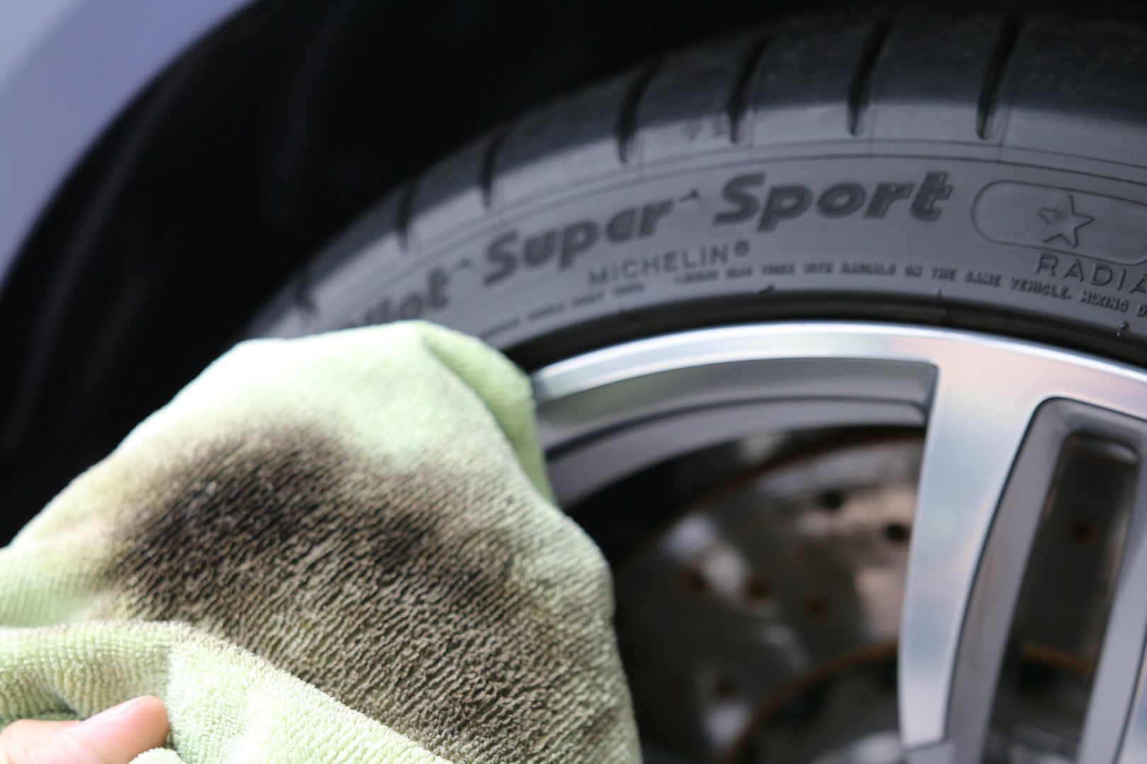 Quick Detailing Tip Cleaning and dressing your tires properly